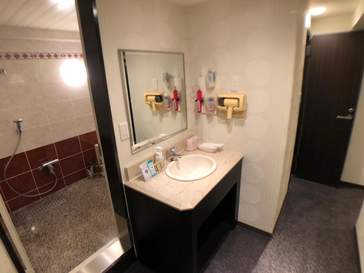 Top Hotel Yokohama Yokohama  Extérieur photo